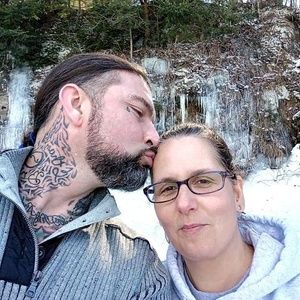 Meet your Posher, Caston